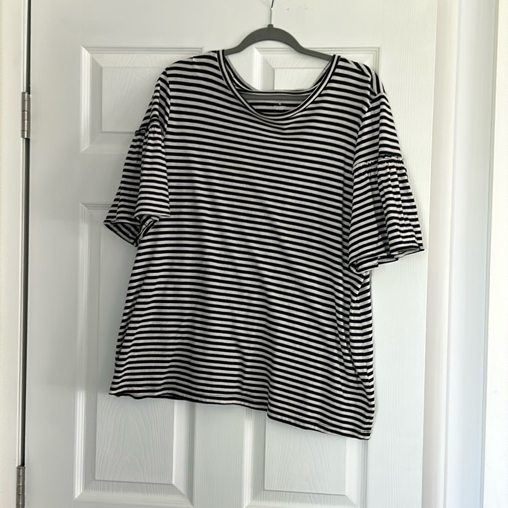 Striped xl banana republic top